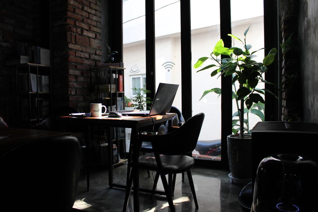 Good Day Mate Hostel Busan Bagian luar foto