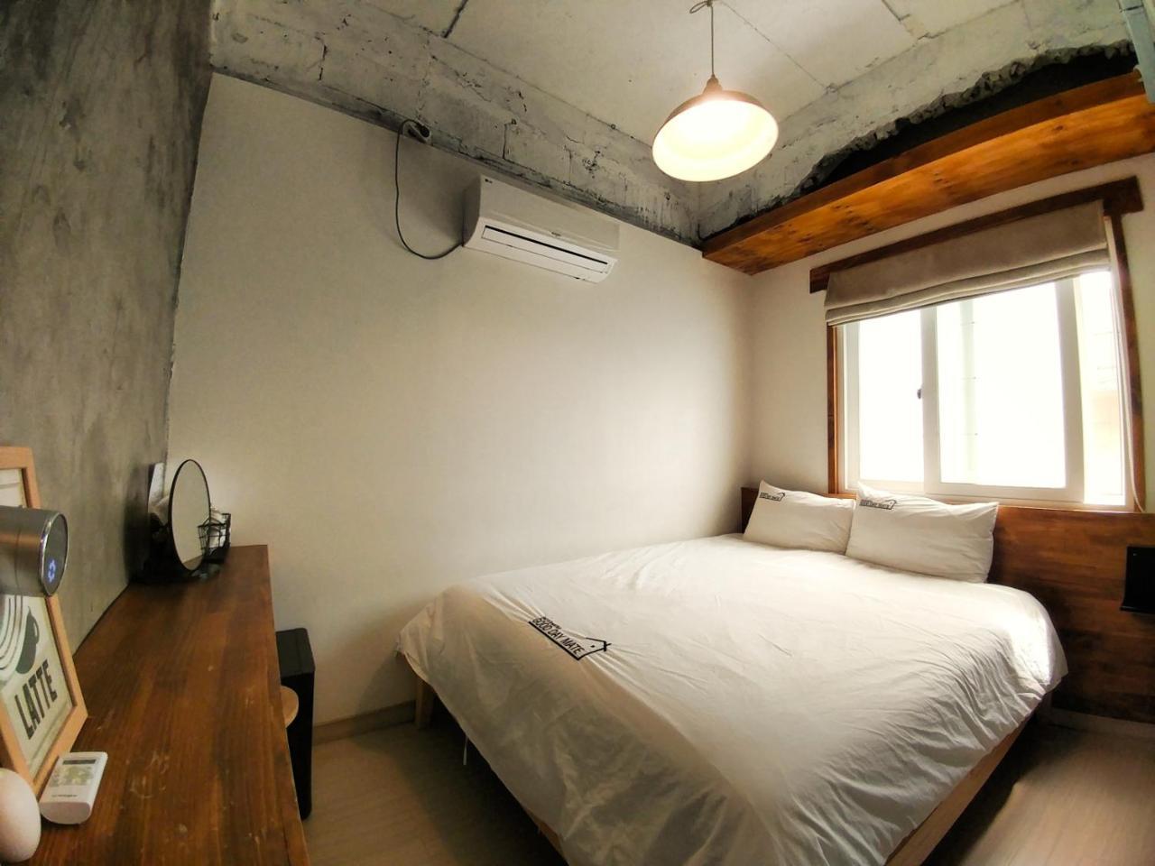 Good Day Mate Hostel Busan Bagian luar foto