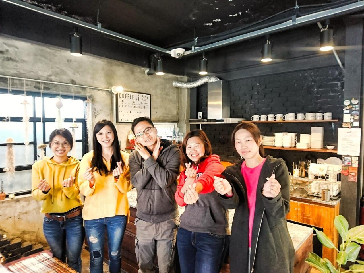 Good Day Mate Hostel Busan Bagian luar foto